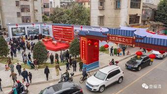 利桥古街吃瓜,夏日吃瓜，品味历史韵味