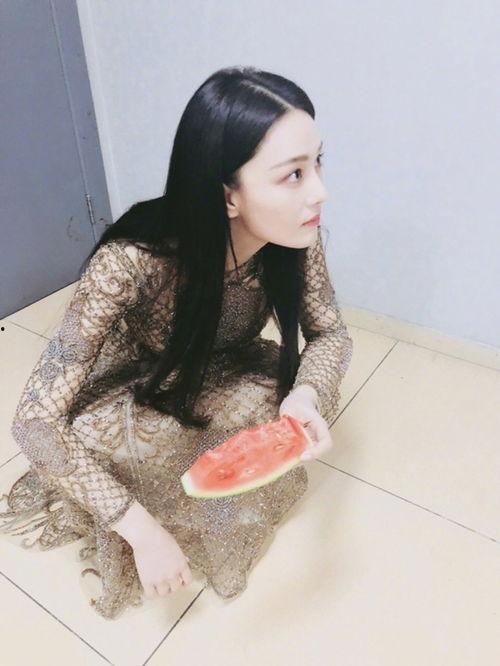 张爽吃瓜,揭秘娱乐圈幕后故事