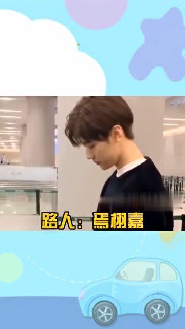 路人偶遇吃瓜现场