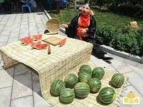 搞笑吃瓜题材图片,让你捧腹大笑